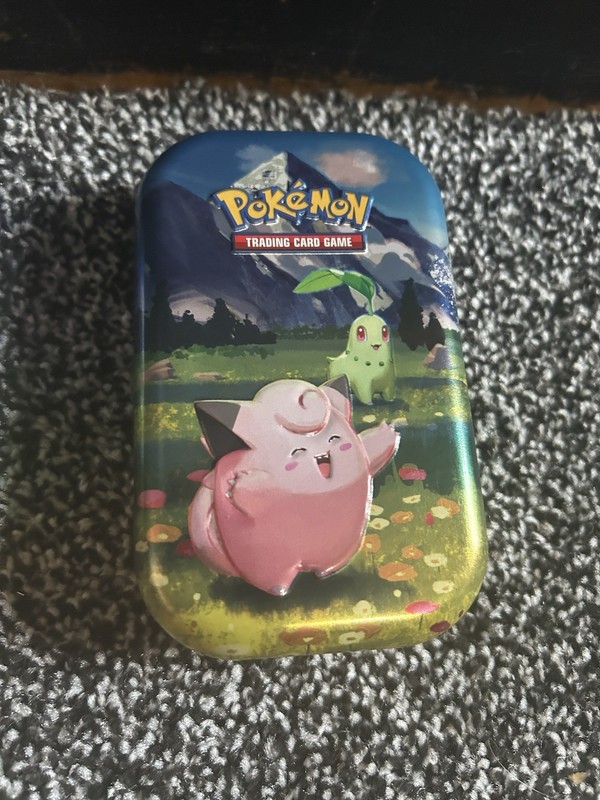 clefairy pokemon tin with 50 pokemon cards including 5holos/rev