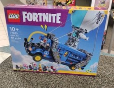 LEGO Fortnite Battle Bus 77073 Set 954 pcs New Sealed 9 Minifigures