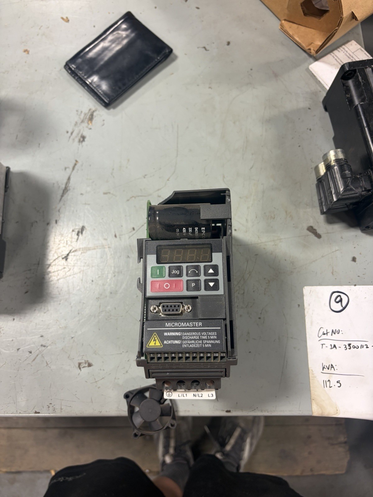 *CRACKED* SIEMENS MICROMASTER 6SE9211-1DA40 *SEE PICS*