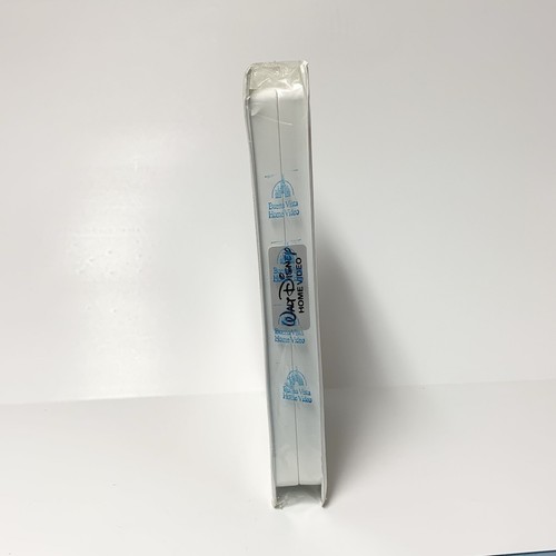 The Many Adventures Of Winnie The Pooh VHS - Factory Sealed - Picture 3 of 6