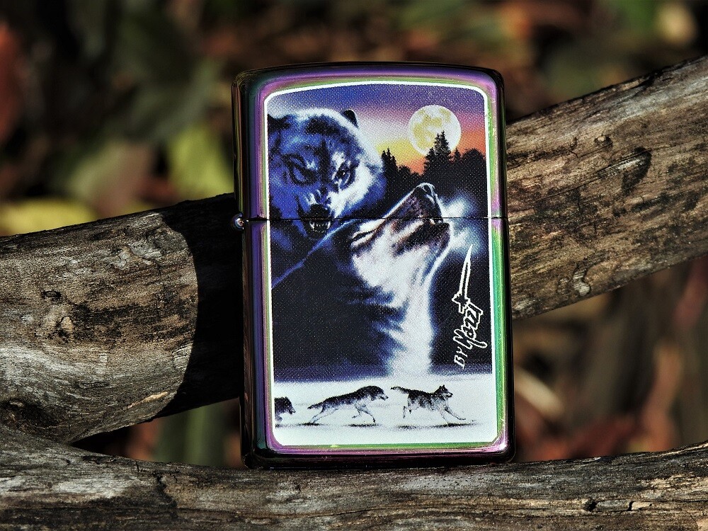 Zippo Lighter - Untamed - Claudio Mazzi - Wolves in Sunset