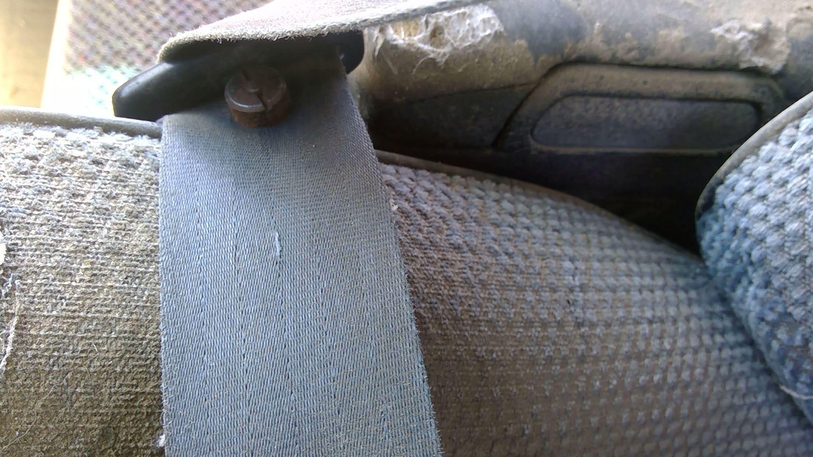 92 Chevy Astro Van Driver Left Front Seat Belt Retractor Oem Shoulder Blue eBay