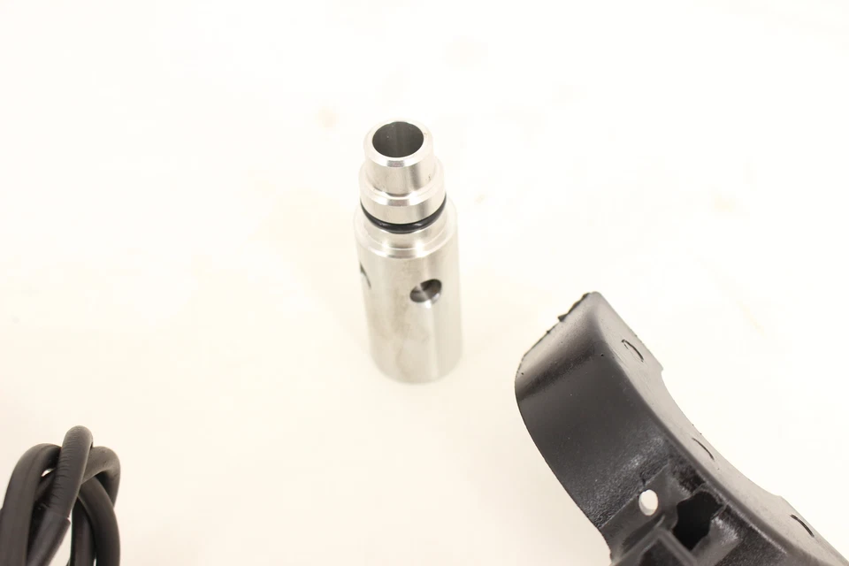 2007 YAMAHA FZ6 ENGINE MOTOR BOTTOM OIL PAN COVER PICK UP 4S8-13400-00-00 - Изображение 4 из 4