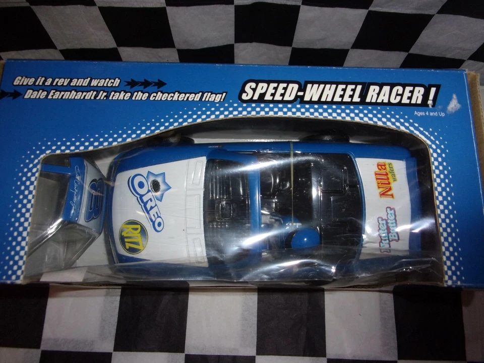 Dale Earnhardt Jr #8 Oreo Ritz 2004 Speed-Wheel Racer w/ Action Figure - Image 2 of 4