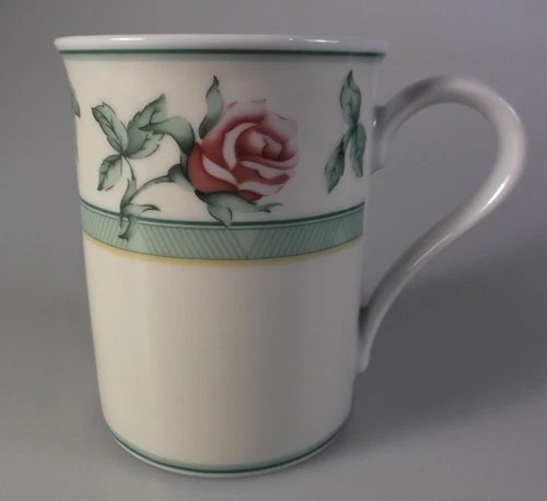 WEDGWOOD ENGLISH COTTAGE (ROSE) MUG 3 3/4" - EXCELLENT!!!
