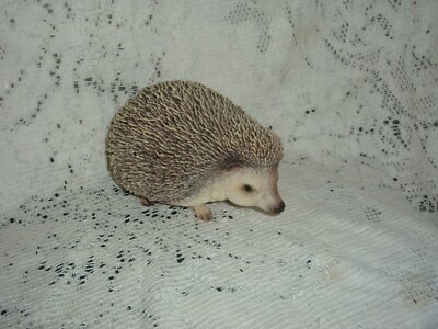 BROWN HEDGEHOG RESIN FIGURINE WALKING  13619 4  X 4  X 5  NEW BOXED