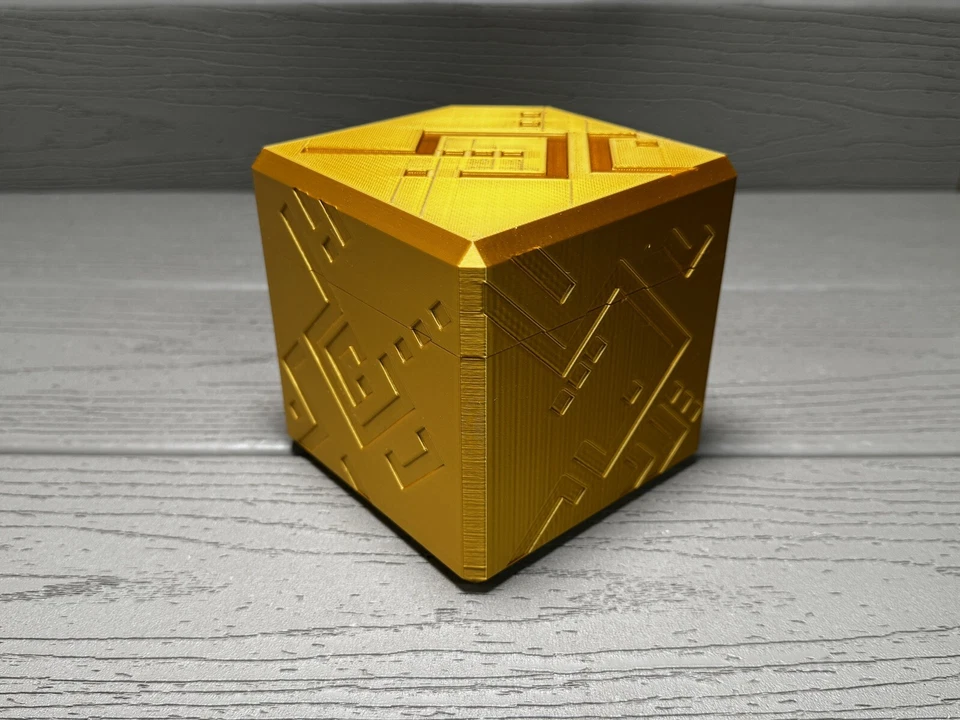 YuGiOh! Millennium Cube Deck Box - DORADO MTG - Imagen 3 de 4