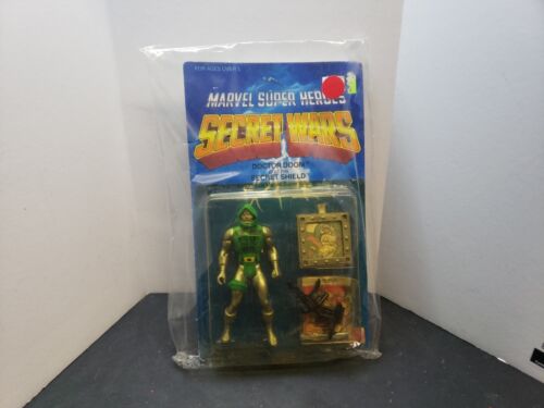 Vtg 80’s Mattel Marvel Super Heroes Secret Wars Doctor Doom MOC - Picture 1 of 3