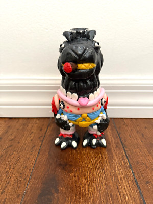 6.5  Premium Glass Water Pipe Art Glow in Dark Angry Boss Beaver
