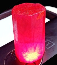 Natural Red Beryl (Bixbite) Rough 350.90 Ct Loose Gemstone Certified