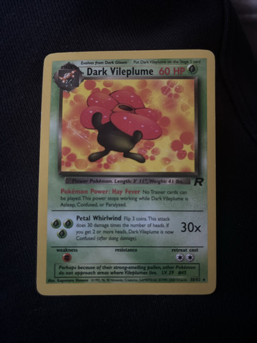 Dark Vileplume Pokémon, 30/82, Team Rocket, Trading Card - Near Mint - Picture 1 of 2