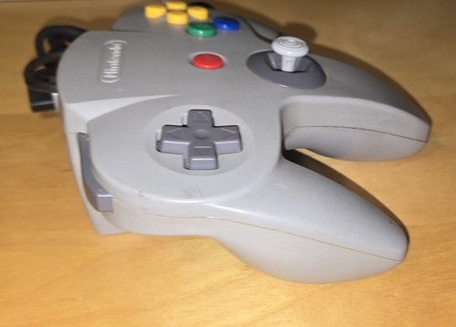 Nintendo 64 Original OEM Gray Controller Good Joystick - Picture 5 of 9