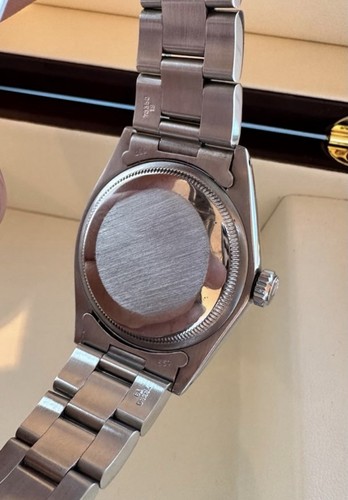 Rolex Oyster Perpetual Date 34mm - Picture 13 of 18