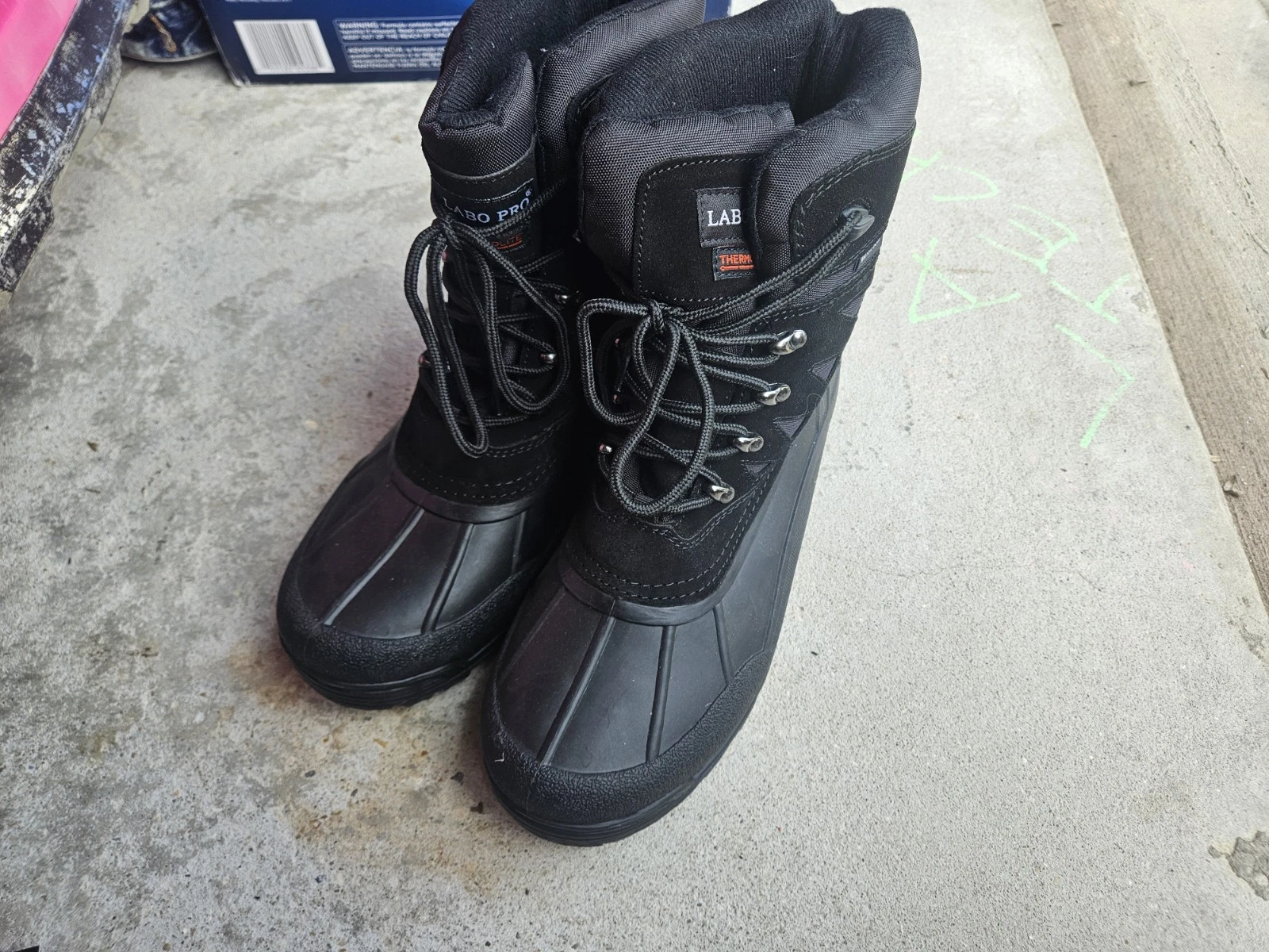 MENS LABO PRO THERMOLITE INSULATED SNOW BOOTS SIZE 11 STYLE 110A Black Used