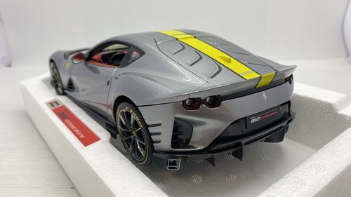 BBU01647 Bburago Ferrari 812 Competizione 1/18 2021 - Foto 4 di 8