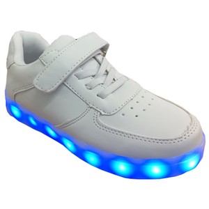 kids light up trainers