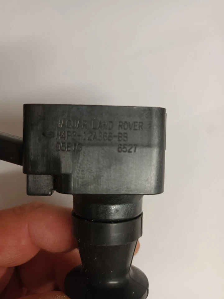 Jaguar Land Rover H4P3-12A366-BB - Image 3 of 4