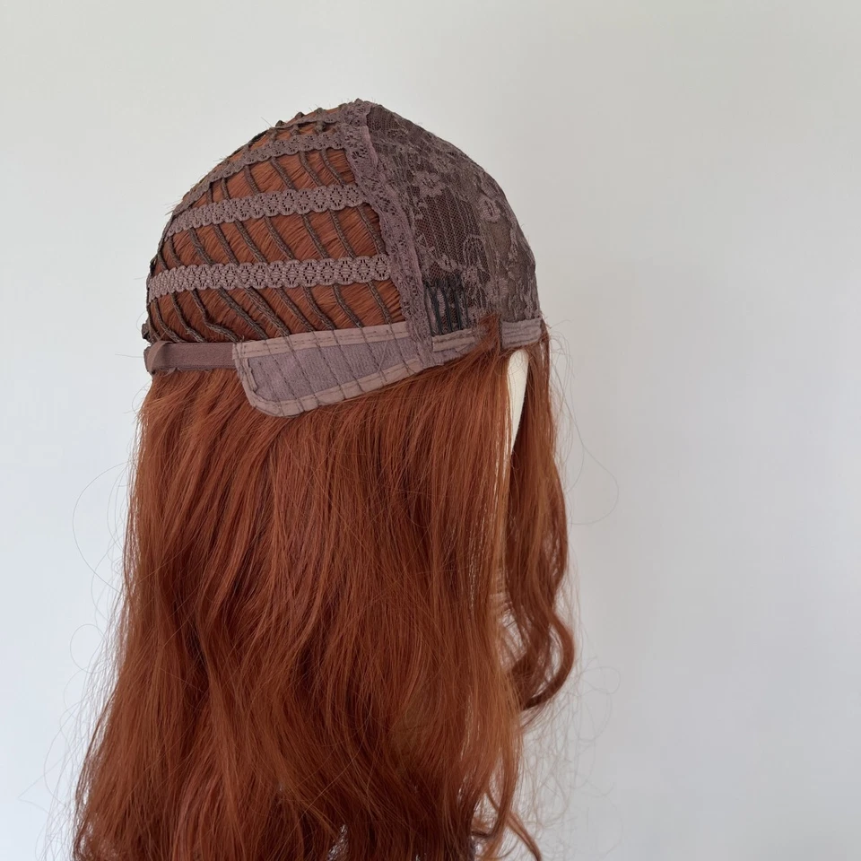Parrucca multistrato lunga ondulata capelli sintetici resistenti al calore cosplay rosso rame - Immagine 4 di 4