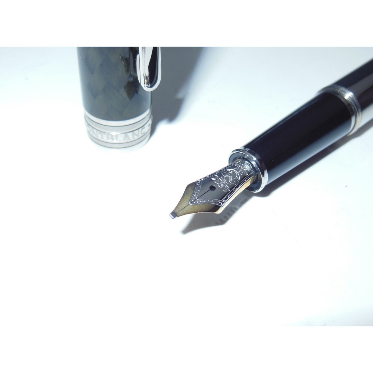 NOS/Demo* Montblanc Solitaire Carbon & Steel Classique Fountain