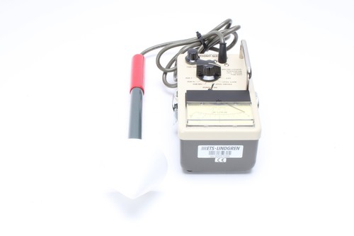 ETS-LINDGREN 1501 Microwave Survey Meter 2450 MHz With Case - Picture 4 of 7