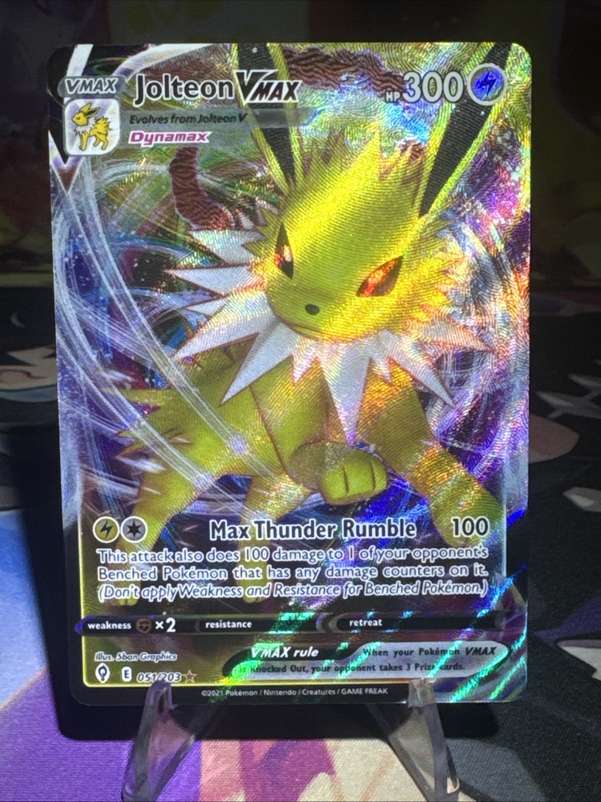 Jolteon VMAX - 051/203 - Pokemon Evolving Skies Sword Shield Ultra Rare Card NM