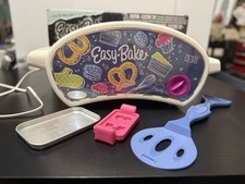 Easy Bake Ultimate Oven Hasbro Complete Set w/ Box Kids Baking Toy Tested Works