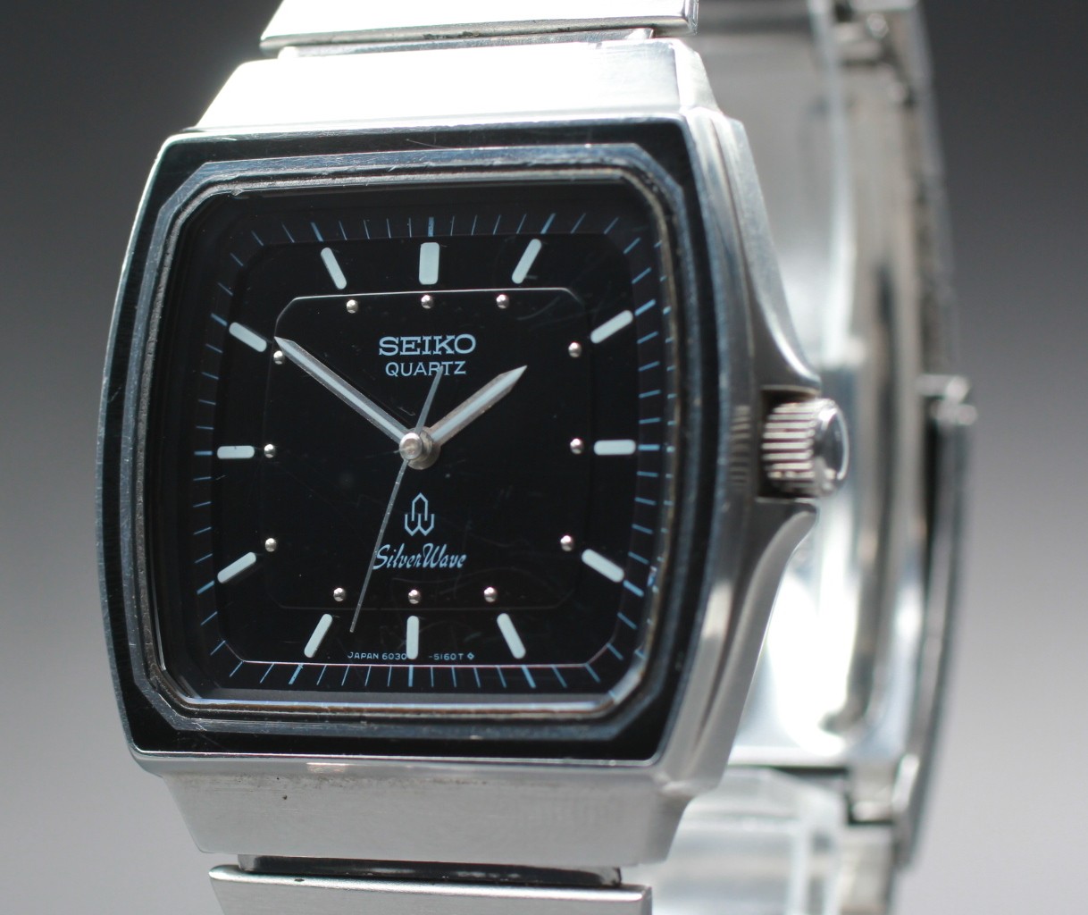 Tank Vintage Watch JAPAN SEIKO Quartz Black 6030-5180 1980 Rare SilverWave Men's - VintageWatches.PK Tank Vintage Watch JAPAN SEIKO Quartz Black 6030-5180 1980 Rare SilverWave Men's - vintagewatches.pk