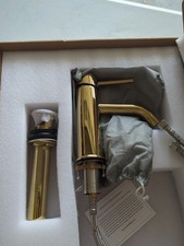 Signature Hardware Single Lever Lavatory Faucet Polished Brass W/Popup Hoses