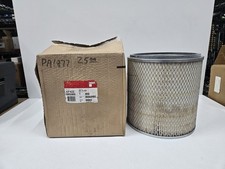 Genuine Fleetguard Air Filter AF422 NOS