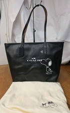 Coach Snoopy Kiss Leather City Zip Tote Black F37273
