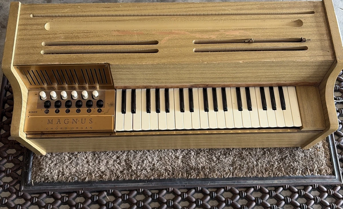 ナショナル　オルガン NATIONAL 60's Electric Organ: Harsh that mellow! - YouTube