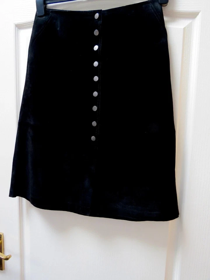 Warehouse 100% Suede Leather Skirt Size 10 Black Quiet Luxury Cowgirl 70s Boho - Image 2 of 4