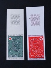 paire timbres variété non dentelés croix rouge 1735/1736 France 1972 neufs XX