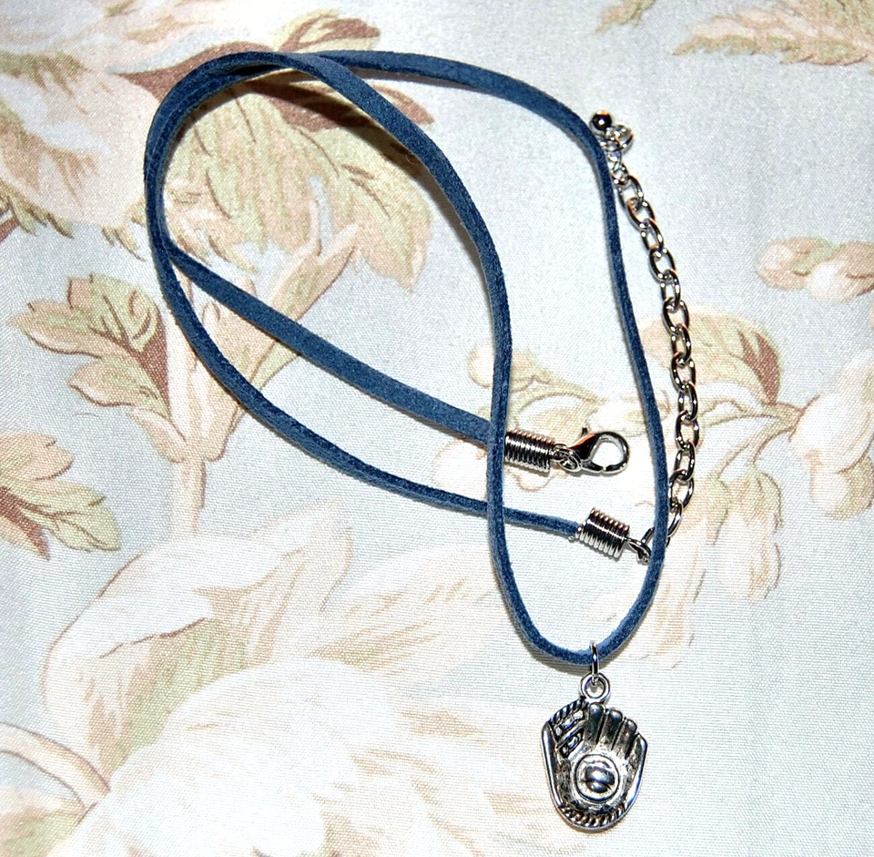 НОВЫЙ BASEBALL CATCHERS ПЕРЧАТКА МЯЧ SPORTS ОЖЕРЕЛЬЕ на искусственной замши шнур D16 - Изображение 3 из 3