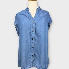 Saks Fifth Avenue Womens Denim Top Size Med Beach Vacation Coastal Basic Minimal