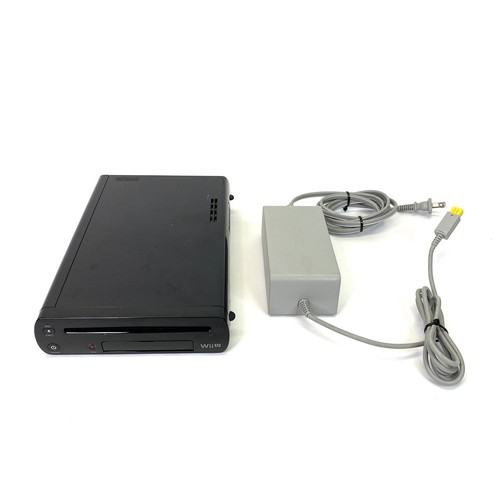 NINTENDO Wii U BLACK Deluxe 32GB WUP101(02) CONSOLE ONLY TESTED