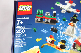 LEGO 40222 24-In-1 Christmas Builds, Holiday Countdown NISB RETIRED