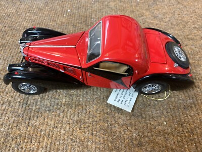Franklin Mint 1:24 1936 Bugatti Atalante Type 57 SC W/ Orig. Info