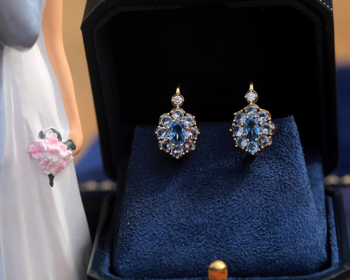 Boucles D'oreilles Dormeuses Doré Antique – Style Belle Époque Floral Avec CZ, Neuves