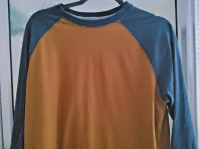 OUTDOOR LIFE MEN'S COLOR BLOCK BASEBALL TEEMEDIUMLONG SLEEVESBLUE