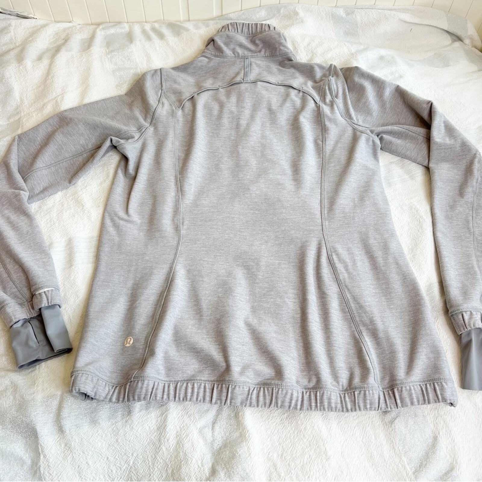 Lululemon Forthright 1/2 Zip Pullover Jacket Grey… - image 13