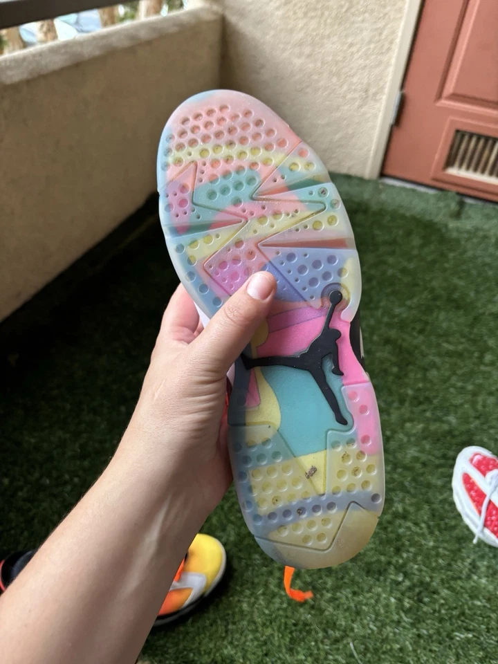 Air Jordan 6 Retro SE Low Dongdan Foto 4 de 4