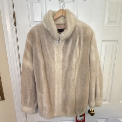 Neiman Marcus Ivory/Beige Mink Fur Jacket L Short Lined Hook & Eye Long Sleeve