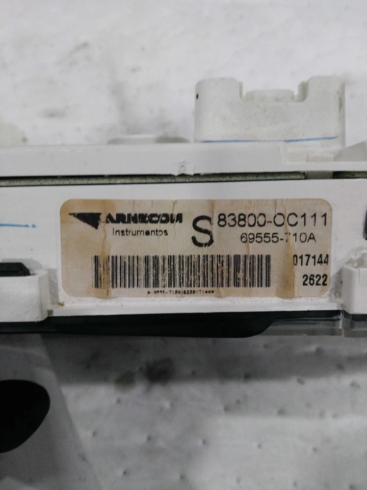 2003 Toyota Sequoia Speedometer Gauge OEM White 4.7L 256K Miles NJ25-22271 - Image 3 of 4