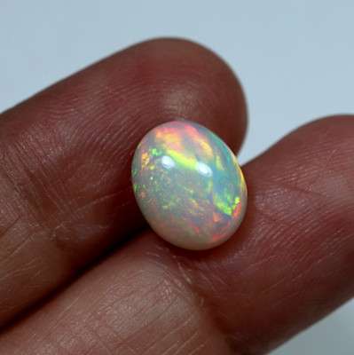 Rainbow Fire 2.6Ct Oval Top Grade Ethiopian Opal Cab : 11.2x9.2x5.2mm Gemstone
