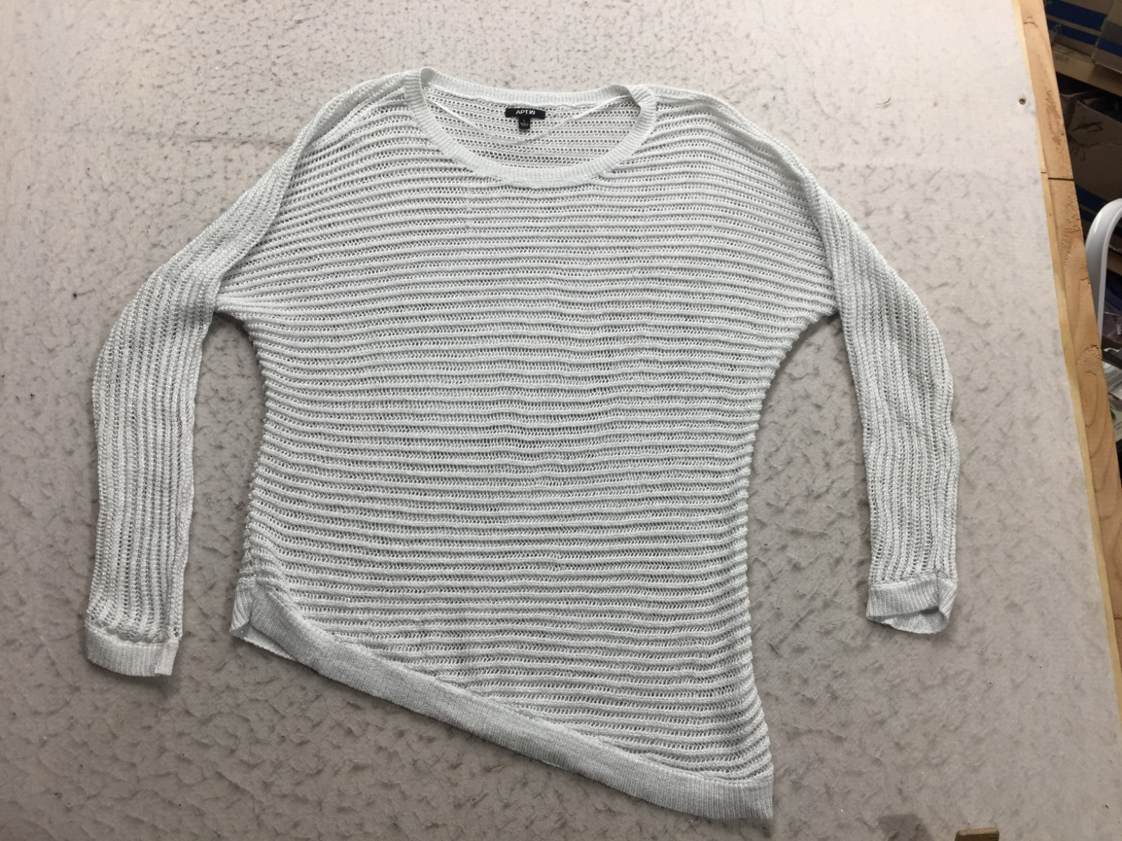 Apt. 9 Sweater Womens L Large White Metallic Net Open Long Slv Asymmetrical Hem