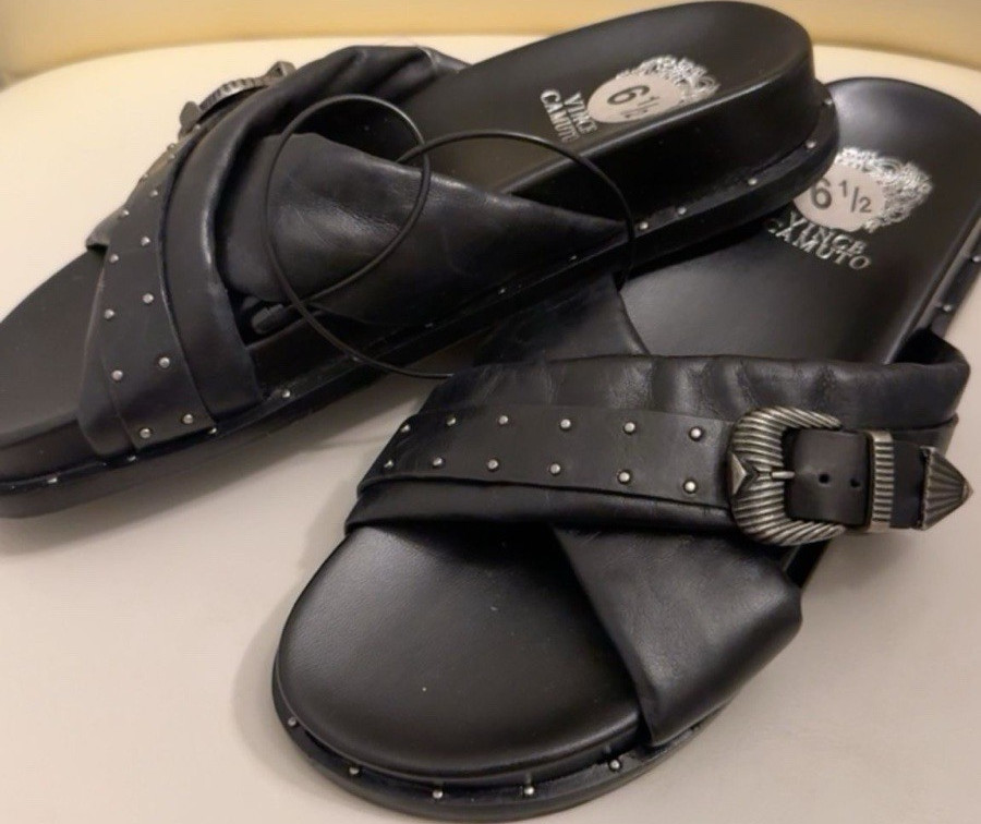 Vince Camuto Women’s Black Leather Slide Sandals Studded Buckle Casual 6.5