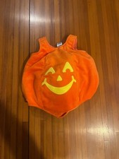 baby boy girls PUMPKIN PLUSH HALLOWEEN COSTUME 4 PC 0-6 month CHILDRENS PLACE