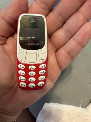 Tiny Palm Size Mini Cell Phone 2G Mobile Phone
