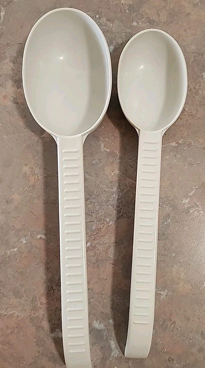 Weight Watchers Measuring Spoons Scoops Portion Control 1 & 1/2 Cup White USA